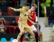 包含法国队不断突破！，莱万多夫斯基连续十五场比赛得分超过领先优势明显引发球迷热议的词条