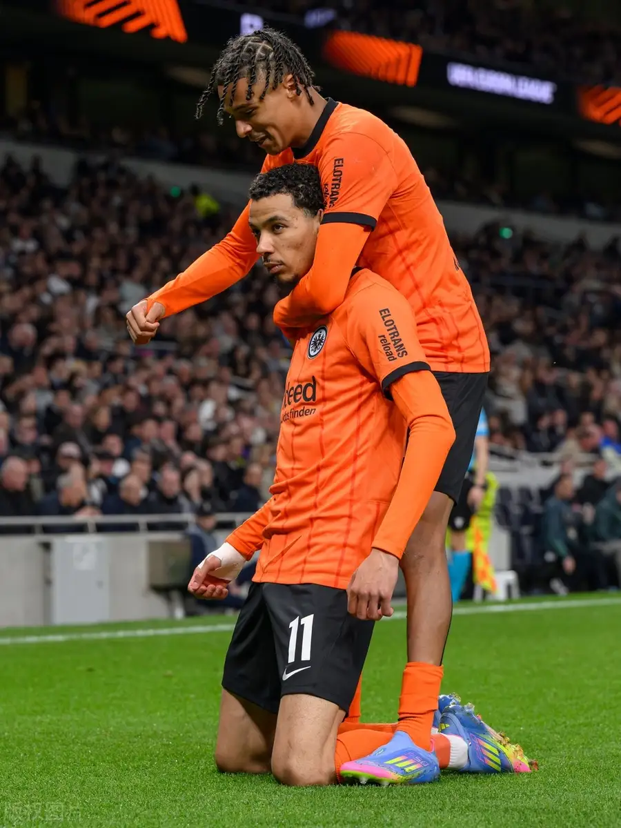  欧冠决赛爆出冷门！波尔图险胜热刺，争冠形势突变