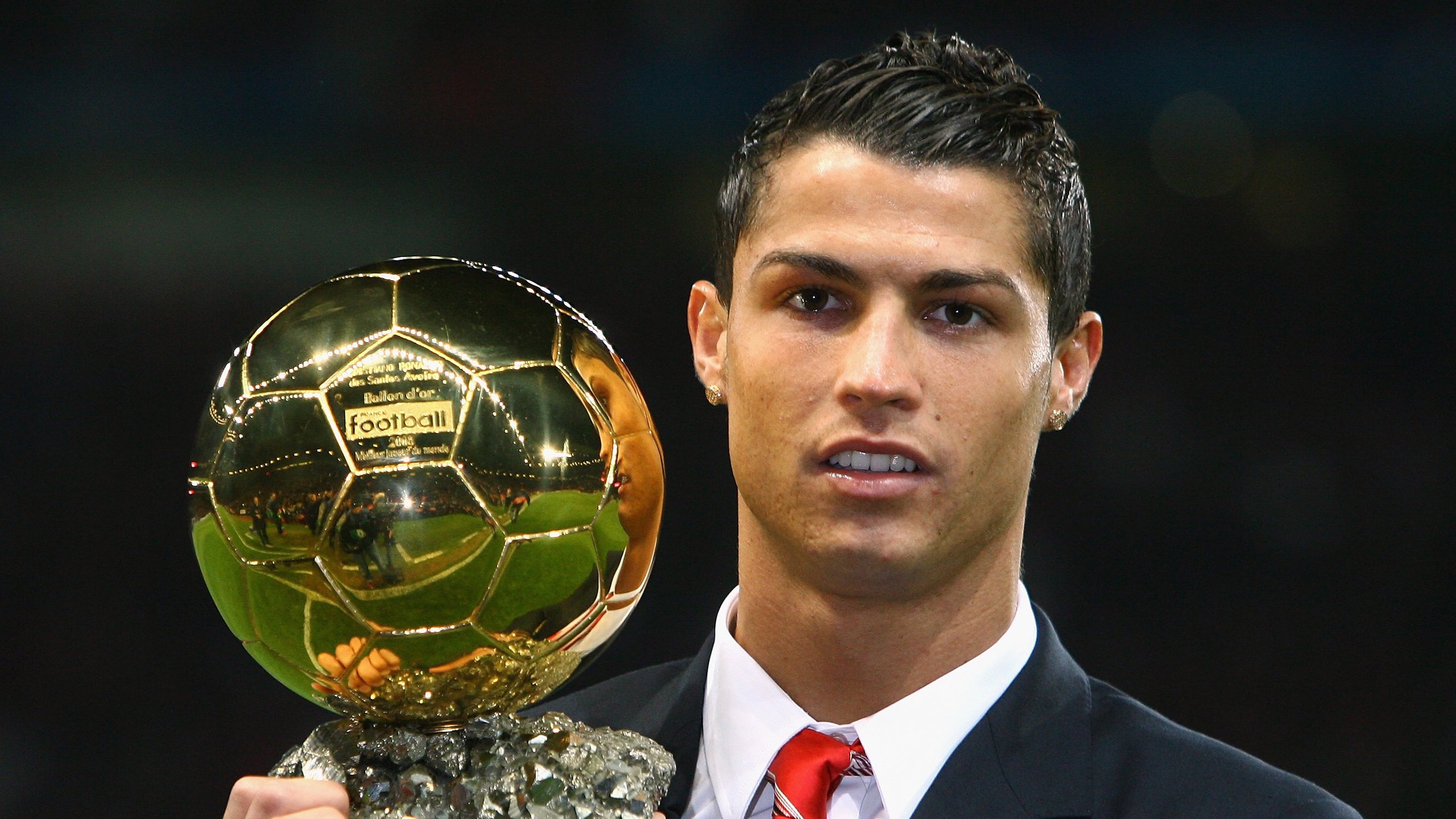 马龙手感滚烫,带领广州队鏖战巴塞罗那,赛后一句话霸气侧漏的简单介绍